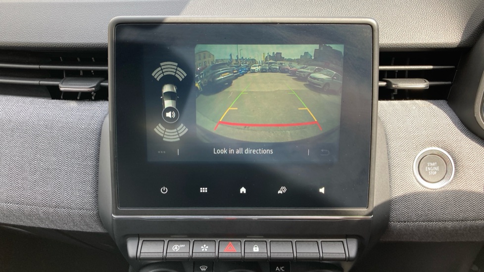 Renault Clio 1.0 TCe 90 Techno 5dr Petrol Hatchback - Image 21