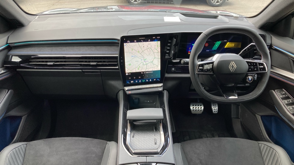 Renault Rafale E-Tech FHEV Techno Esprit Alpine 5dr Auto 4C Hybrid Estate - Image 10