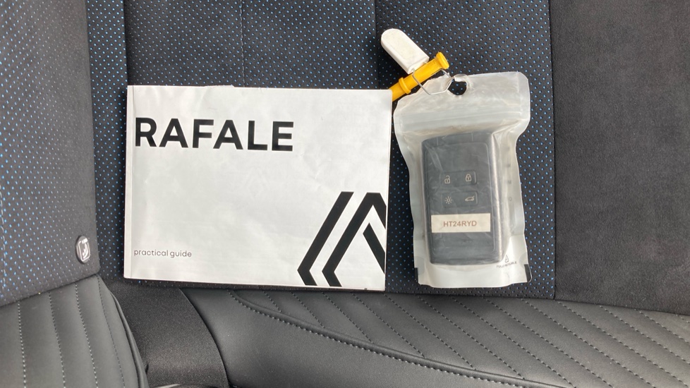 Renault Rafale E-Tech FHEV Techno Esprit Alpine 5dr Auto 4C Hybrid Estate - Image 19