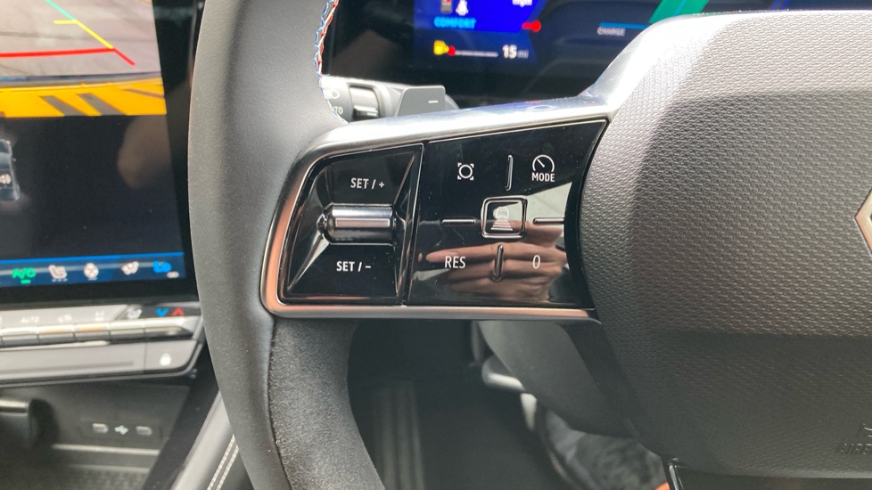 Renault Rafale E-Tech FHEV Techno Esprit Alpine 5dr Auto 4C Hybrid Estate - Image 27