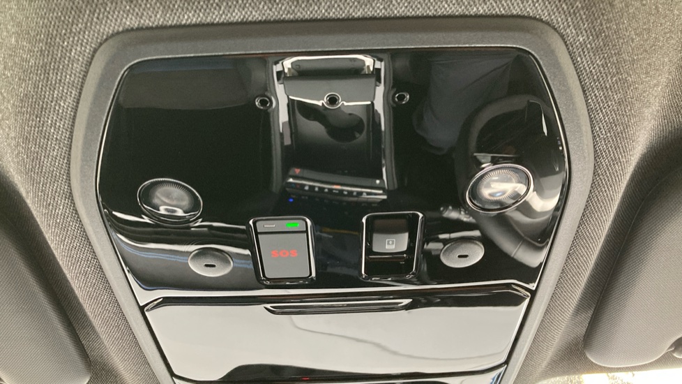 Renault Rafale E-Tech FHEV Iconic Esprit Alpine 5dr Auto 4C Hybrid Estate - Image 27
