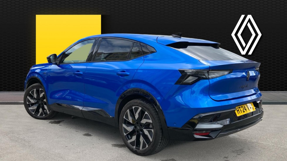 Renault Rafale E-Tech FHEV Iconic Esprit Alpine 5dr Auto 4C Hybrid Estate - Image 2