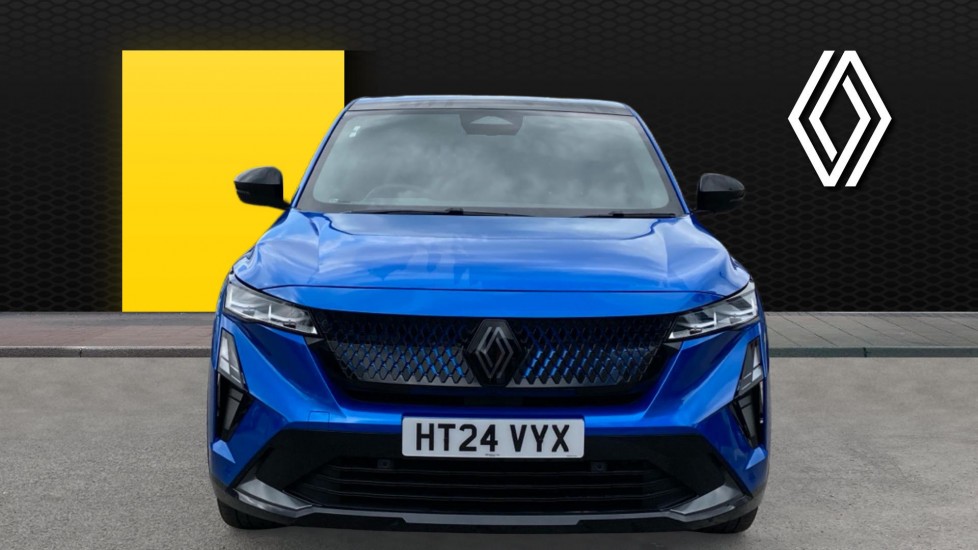 Renault Rafale E-Tech FHEV Iconic Esprit Alpine 5dr Auto 4C Hybrid Estate - Image 3