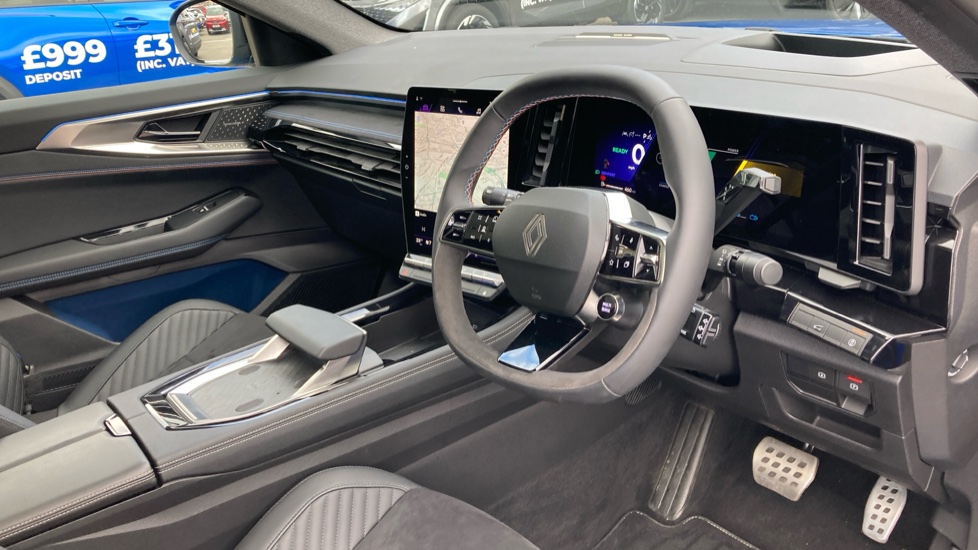 Renault Rafale E-Tech FHEV Iconic Esprit Alpine 5dr Auto 4C Hybrid Estate - Image 11
