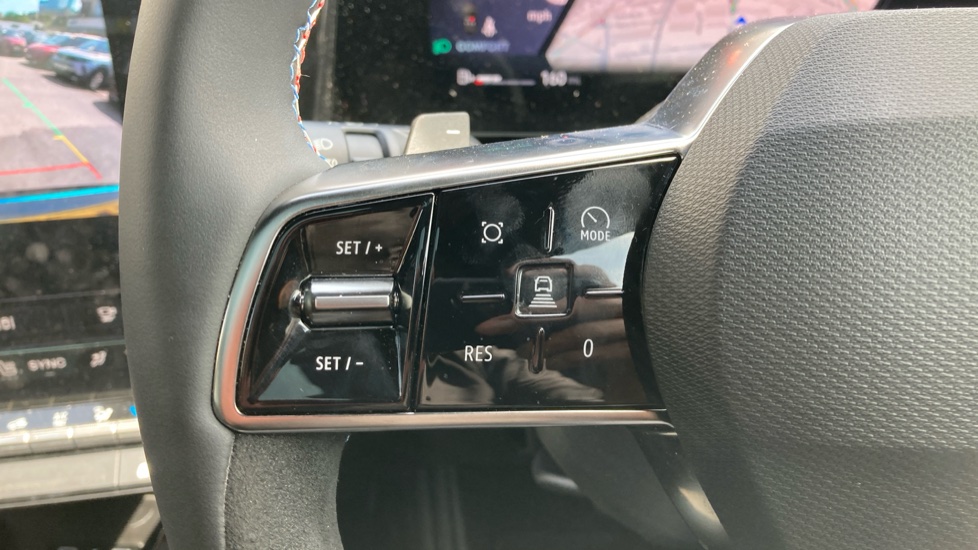 Renault Austral E-Tech Full Hybrid Iconic Esprit Alpine 5dr Auto Hybrid Estate - Image 21