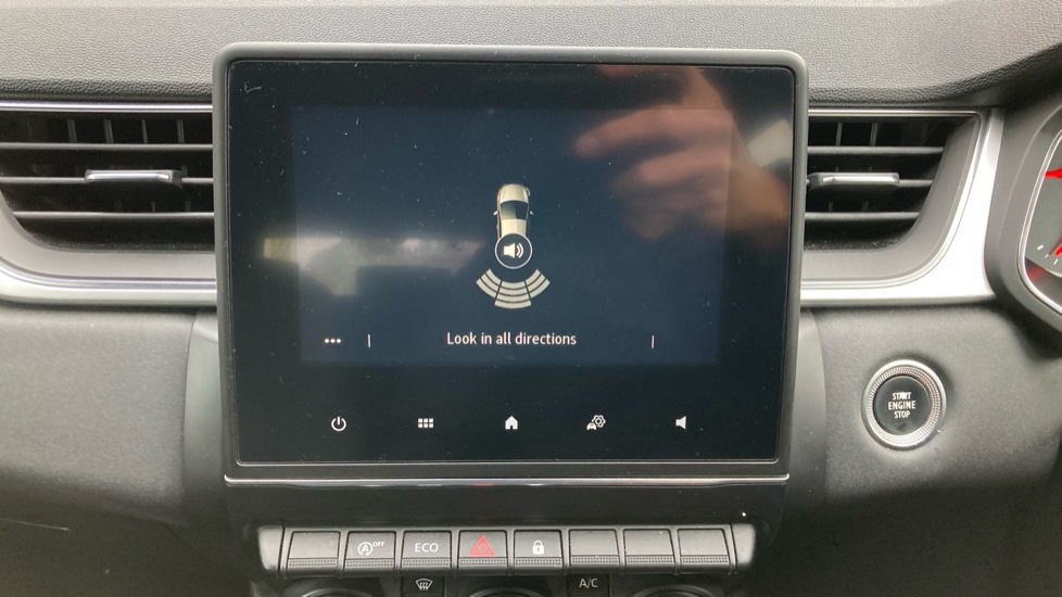 Renault Captur 1.0 TCE 100 Iconic 5dr Petrol Hatchback - Image 21