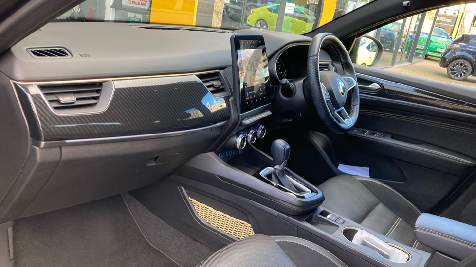 Renault Arkana 1.6 E-Tech full hybrid 145 Engineered 5dr Auto Hybrid Estate - Image 9