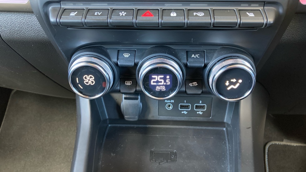 Renault Arkana 1.6 E-Tech full hybrid 145 Engineered 5dr Auto Hybrid Estate - Image 22