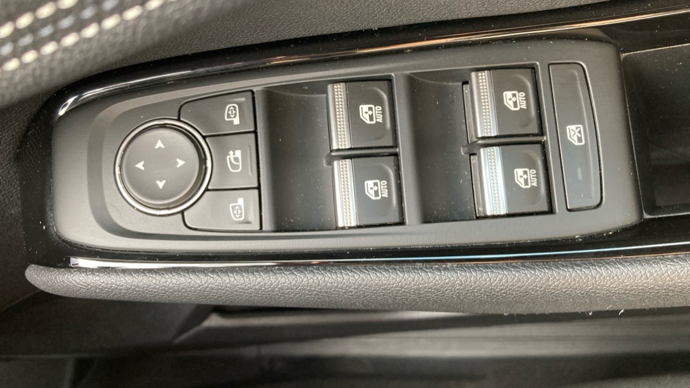 Renault Austral E-Tech Full Hybrid Techno 5dr Auto Hybrid Estate - Image 27