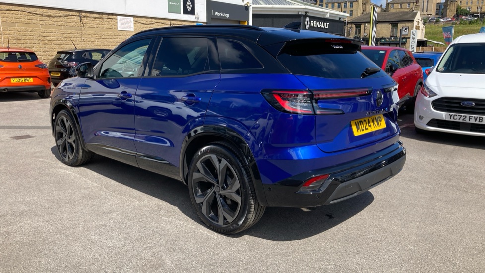 Renault Austral E-Tech FHEV Techno Esprit Alpine 5dr Auto Hybrid Estate - Image 17