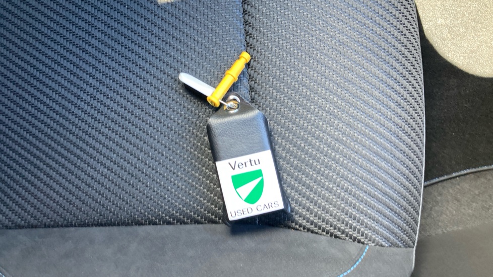 Renault Austral E-Tech FHEV Techno Esprit Alpine 5dr Auto Hybrid Estate - Image 20