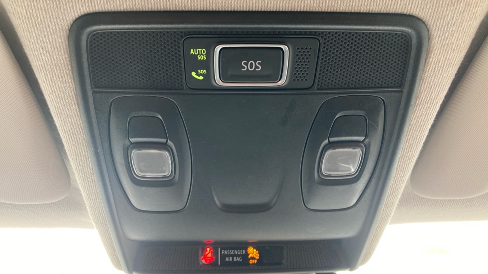 Renault Captur 1.0 TCE 100 Iconic 5dr Petrol Hatchback - Image 29