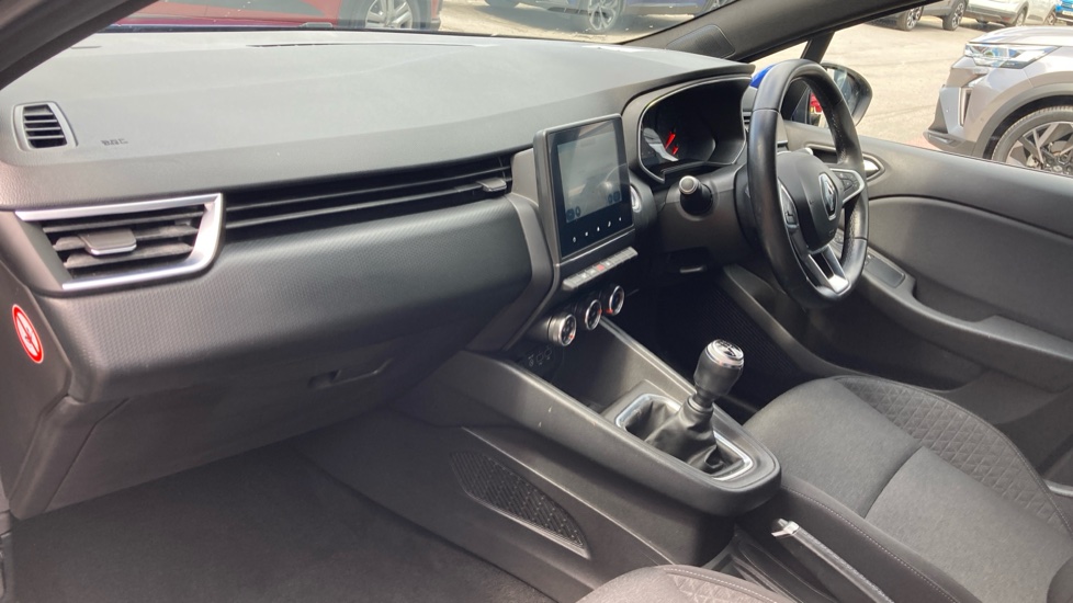 Renault Clio 1.0 TCe 100 Iconic 5dr Petrol Hatchback - Image 9