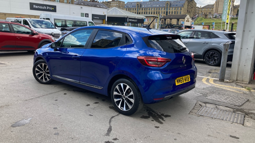 Renault Clio 1.0 TCe 100 Iconic 5dr Petrol Hatchback - Image 17