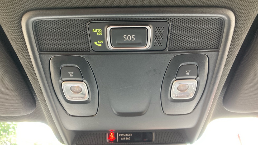 Renault Clio 1.0 TCe 100 Iconic 5dr Petrol Hatchback - Image 26