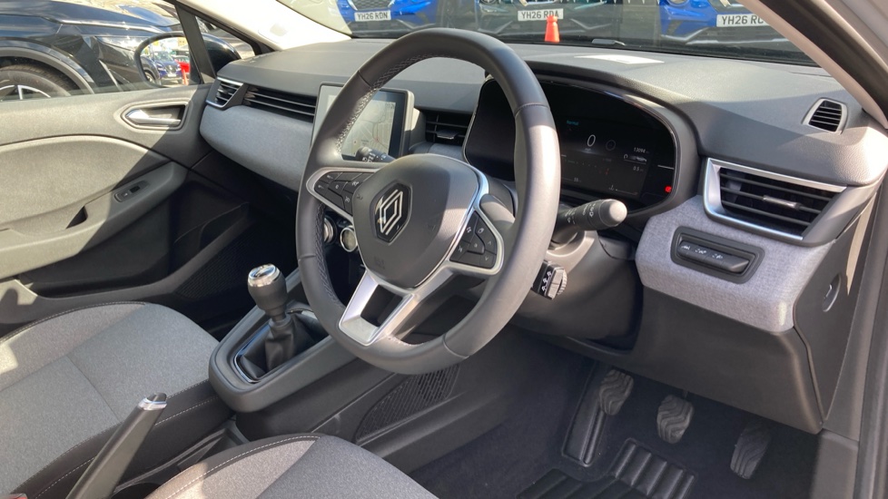 Renault Clio 1.0 TCe 90 Evolution 5dr Petrol Hatchback - Image 11