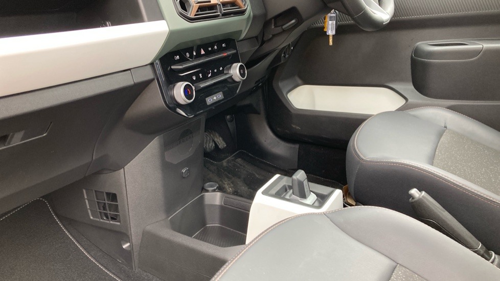 Dacia Spring 27kWh Extreme 65 48kW 5dr Auto Electric Hatchback - Image 13