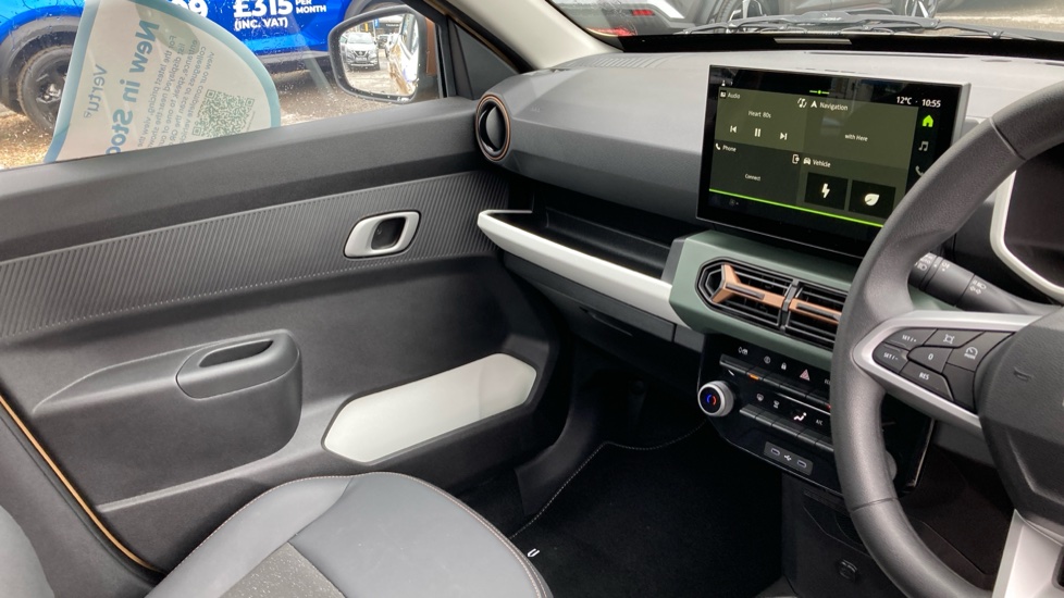 Dacia Spring 27kWh Extreme 65 48kW 5dr Auto Electric Hatchback - Image 14