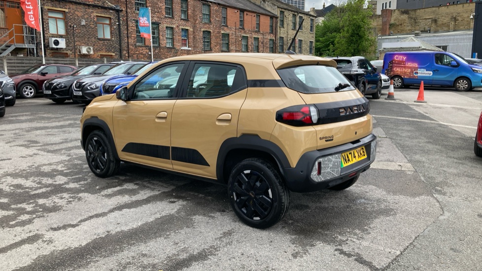 Dacia Spring 27kWh Extreme 65 48kW 5dr Auto Electric Hatchback - Image 17