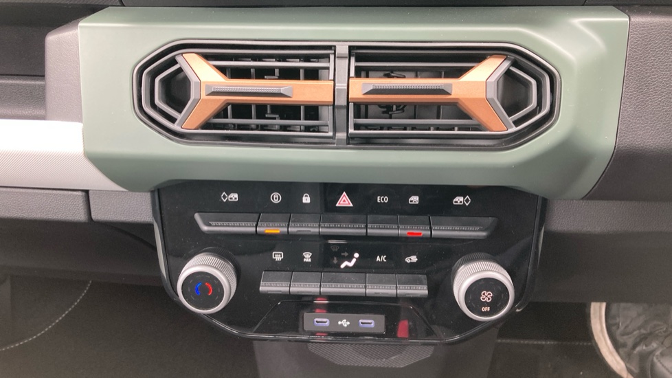Dacia Spring 27kWh Extreme 65 48kW 5dr Auto Electric Hatchback - Image 21
