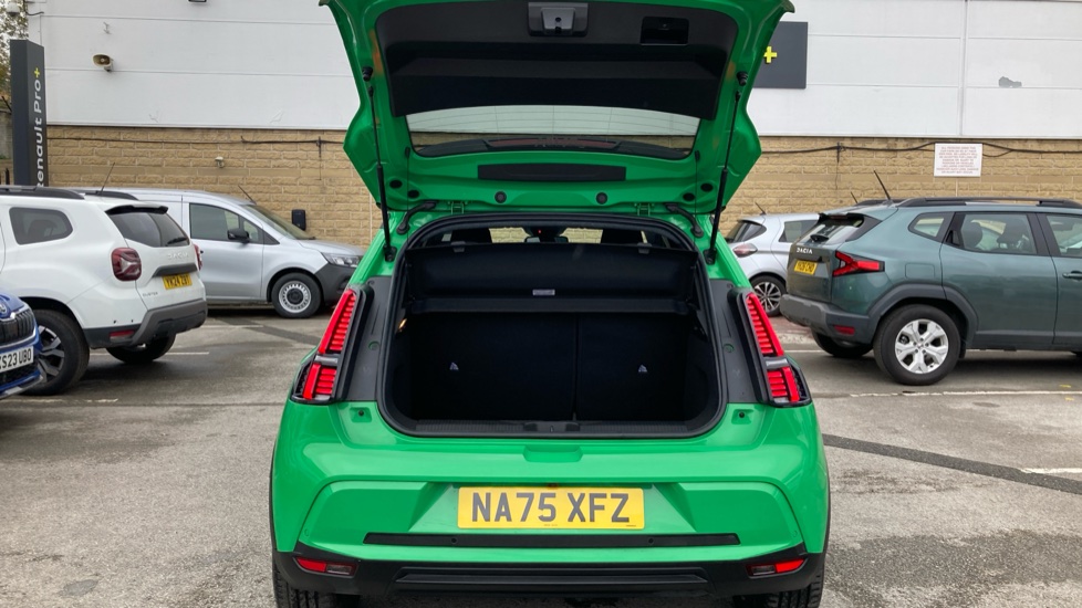 Renault 5 110kW Techno Comfort Range 52kWh 5dr Auto Electric Hatchback - Image 4