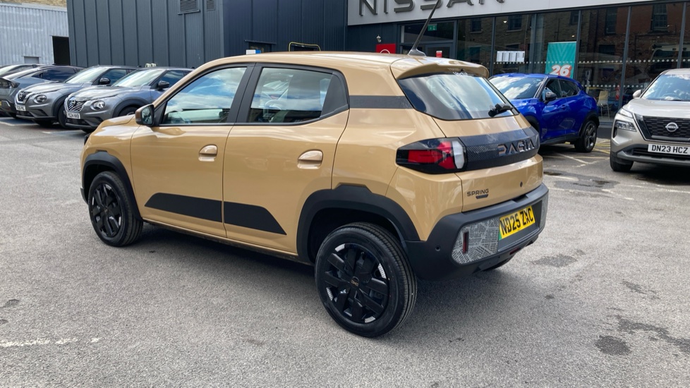 Dacia Spring 27kWh Extreme 65 48kW 5dr Auto Electric Hatchback - Image 17