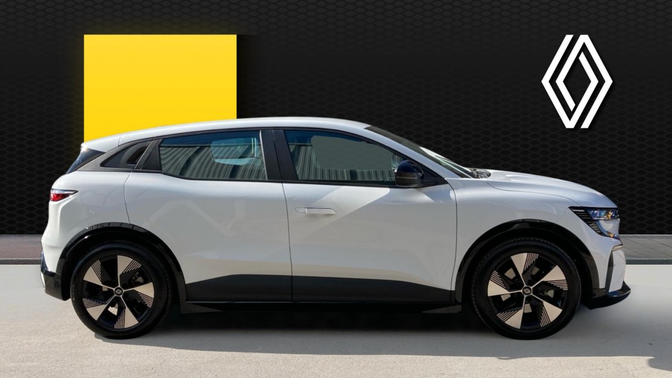 Renault Megane E-Tech EV60 160kW Equilibre 60kWh Optimum Charge 5dr Auto Electric Hatchback - Image 5