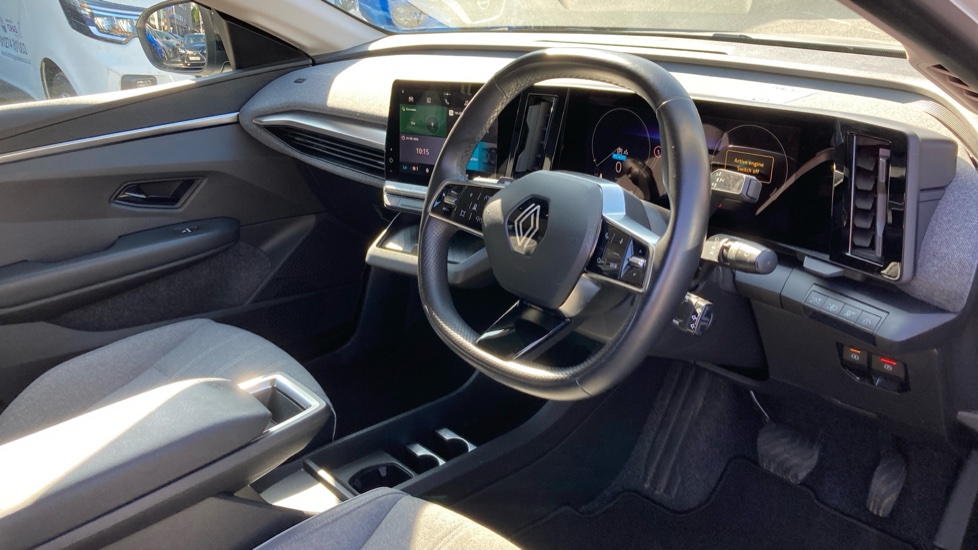 Renault Megane E-Tech EV60 160kW Equilibre 60kWh Optimum Charge 5dr Auto Electric Hatchback - Image 11