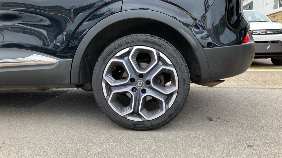 Renault Kadjar 1.3 TCE Dynamique S Nav 5dr Petrol Hatchback - Image 7
