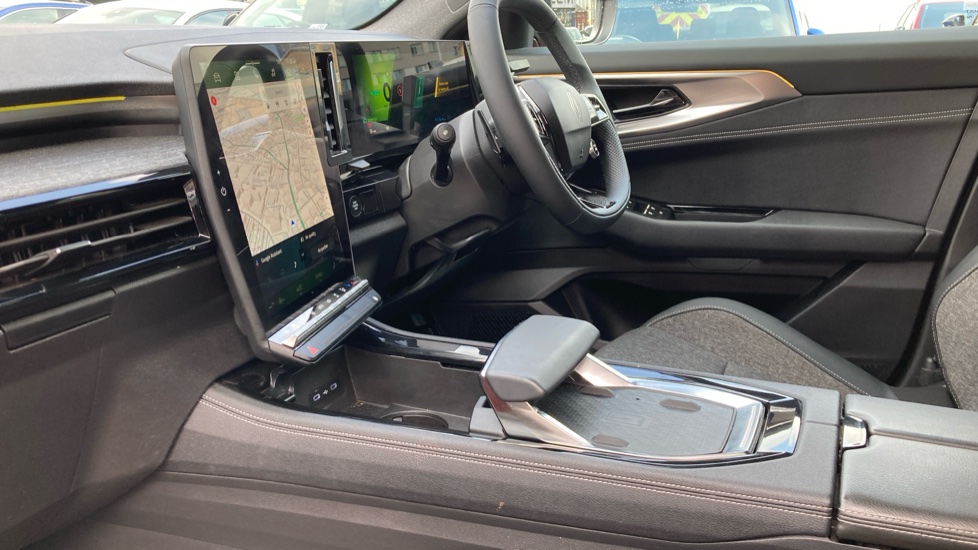 Renault Austral E-Tech Full Hybrid Techno 5dr Auto Hybrid Estate - Image 13