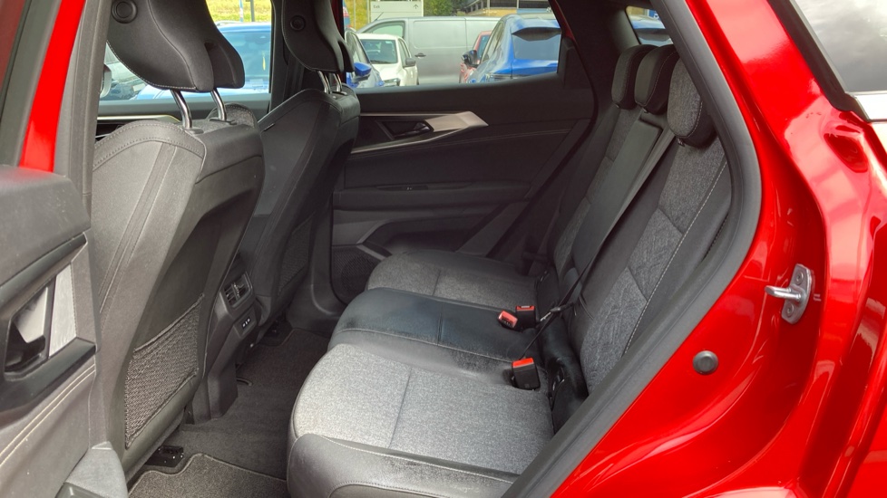 Renault Austral E-Tech Full Hybrid Techno 5dr Auto Hybrid Estate - Image 16
