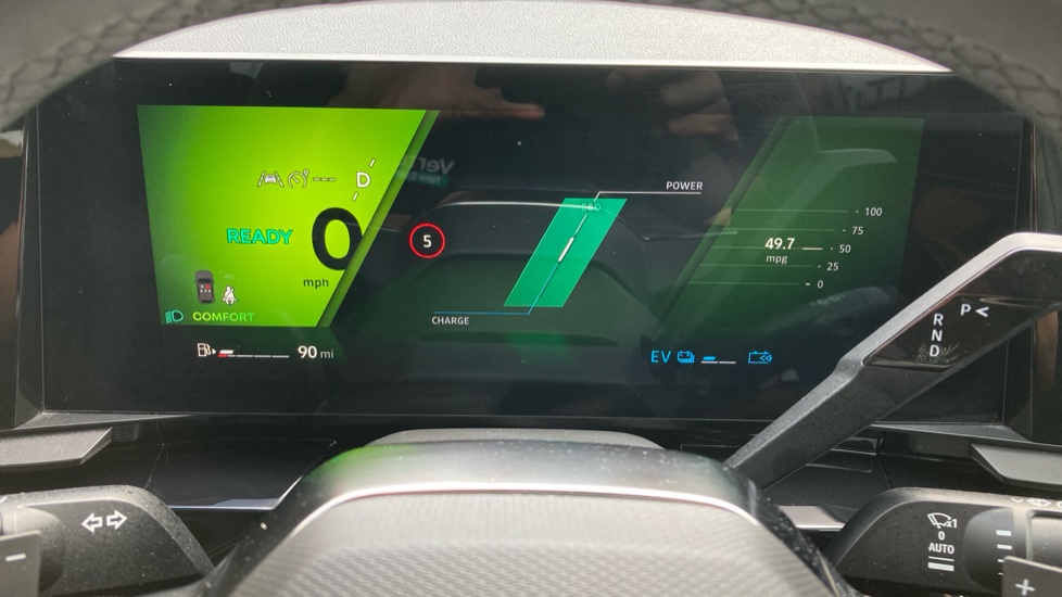 Renault Austral E-Tech Full Hybrid Techno 5dr Auto Hybrid Estate - Image 18