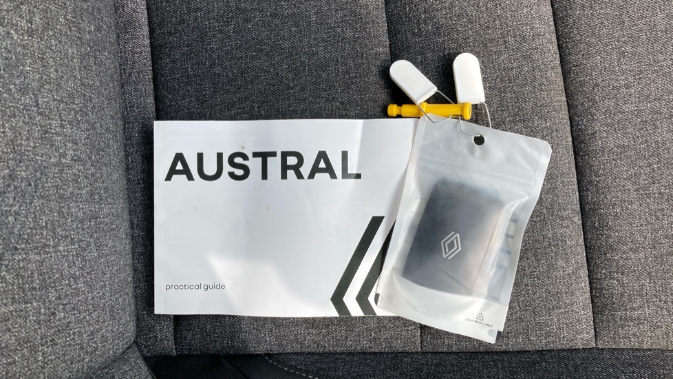 Renault Austral E-Tech Full Hybrid Techno 5dr Auto Hybrid Estate - Image 19