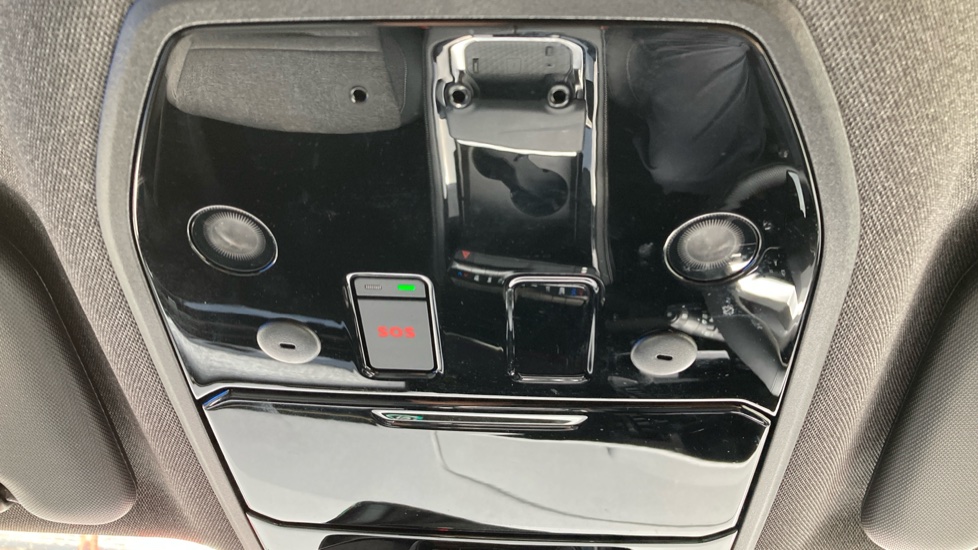 Renault Austral E-Tech Full Hybrid Techno 5dr Auto Hybrid Estate - Image 27