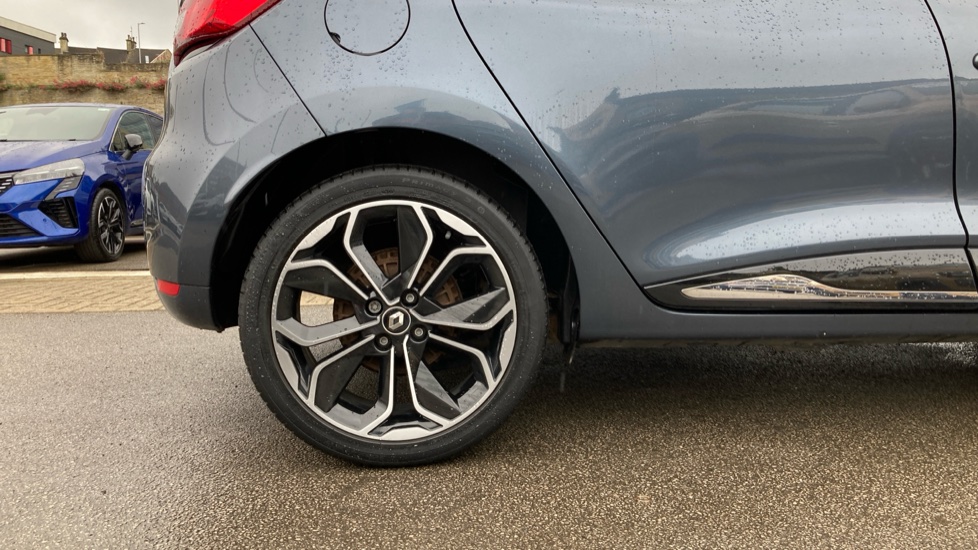 Renault Clio 0.9 TCE 90 Iconic 5dr Petrol Hatchback - Image 7