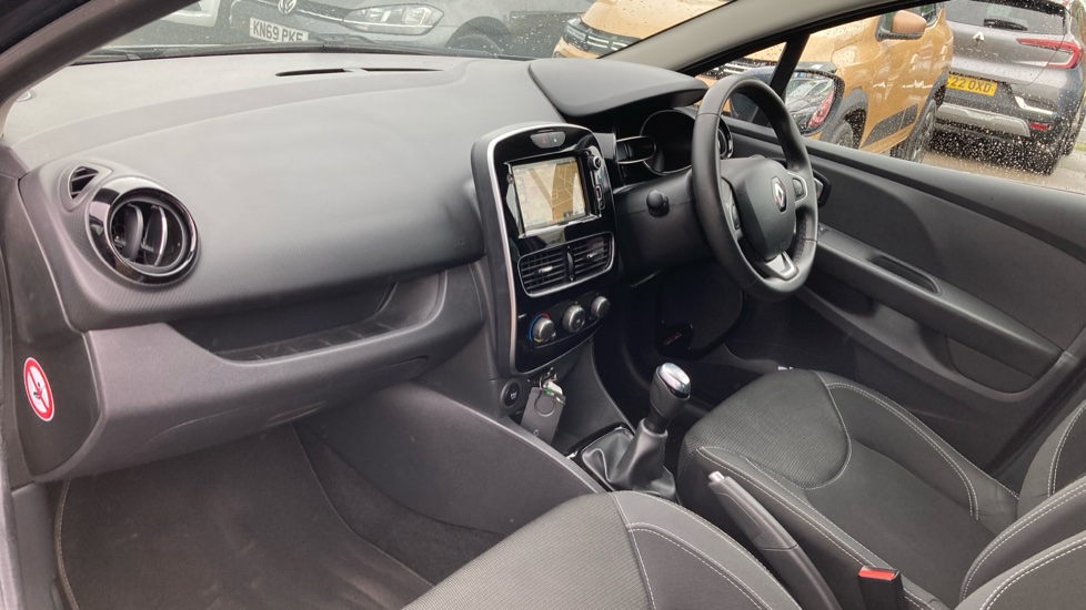 Renault Clio 0.9 TCE 90 Iconic 5dr Petrol Hatchback - Image 9