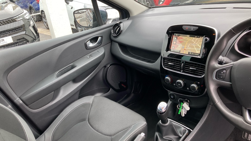 Renault Clio 0.9 TCE 90 Iconic 5dr Petrol Hatchback - Image 14