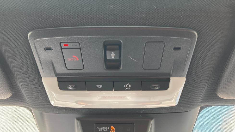 Nissan Qashqai 1.3 DiG-T MH Tekna [Bose] 5dr Petrol Hatchback - Image 35