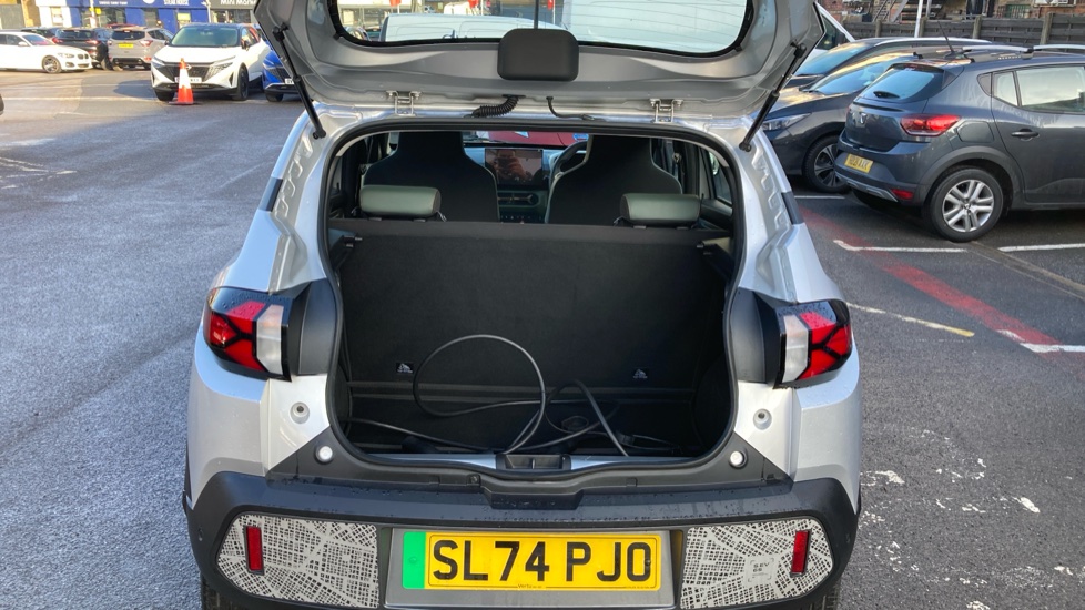 Dacia Spring 27kWh Extreme 65 48kW 5dr Auto Electric Hatchback - Image 4