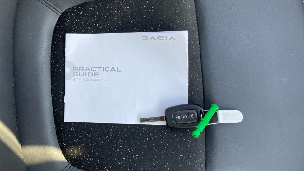 Dacia Spring 27kWh Extreme 65 48kW 5dr Auto Electric Hatchback - Image 19