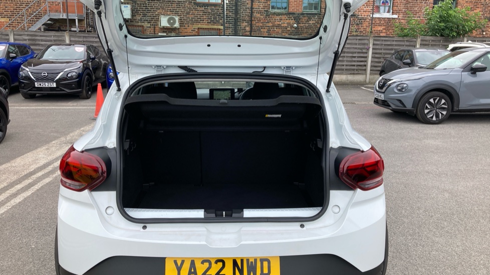 Dacia Sandero Stepway 1.0 TCe Prestige 5dr Petrol Hatchback - Image 4