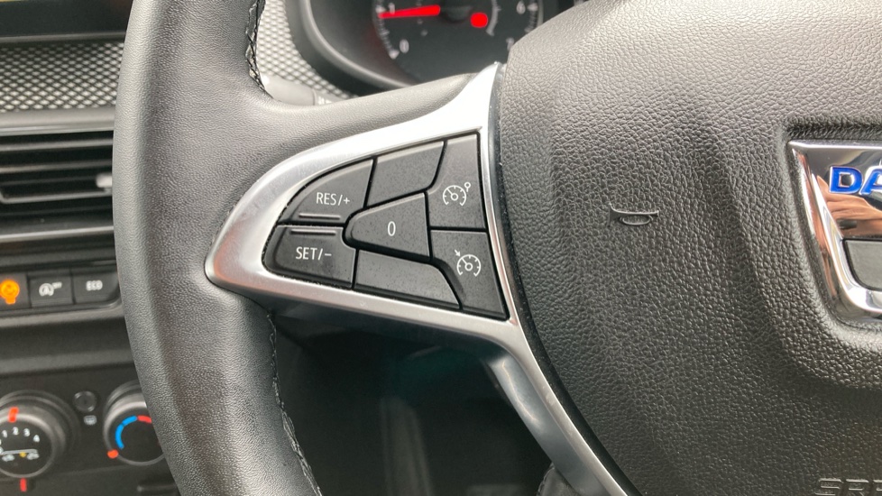 Dacia Sandero 1.0 TCe Comfort 5dr CVT Petrol Hatchback - Image 25