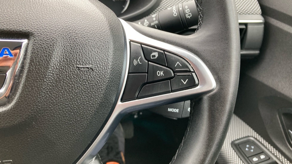 Dacia Sandero 1.0 TCe Comfort 5dr CVT Petrol Hatchback - Image 26