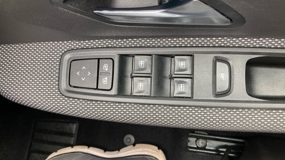 Dacia Sandero 1.0 TCe Comfort 5dr CVT Petrol Hatchback - Image 27
