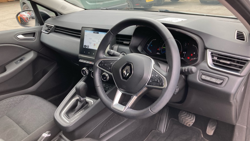 Renault Clio 1.6 E-TECH full hybrid 145 Evolution 5dr Auto Hybrid Hatchback - Image 11