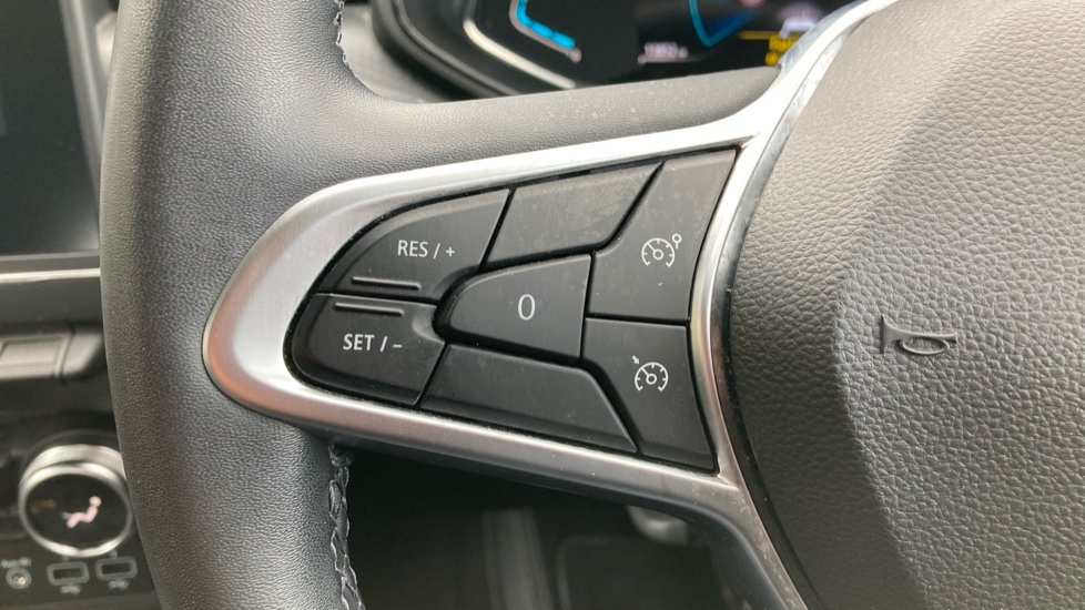 Renault Clio 1.6 E-TECH full hybrid 145 Evolution 5dr Auto Hybrid Hatchback - Image 24