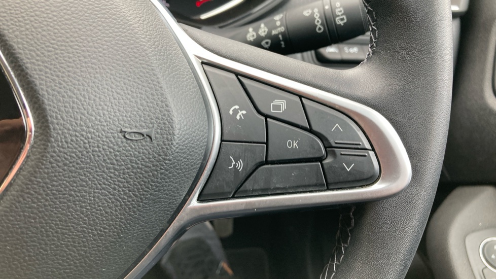 Renault Clio 1.6 E-TECH full hybrid 145 Evolution 5dr Auto Hybrid Hatchback - Image 25