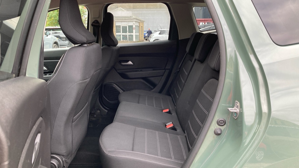 Dacia Duster 1.3 TCe 130 Journey 5dr Petrol Estate - Image 16