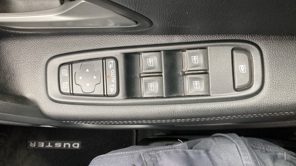 Dacia Duster 1.3 TCe 130 Journey 5dr Petrol Estate - Image 33