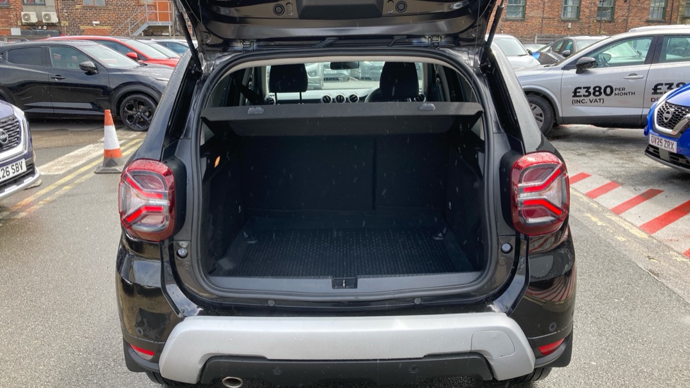 Dacia Duster 1.0 TCe 90 Prestige 5dr Petrol Estate - Image 4
